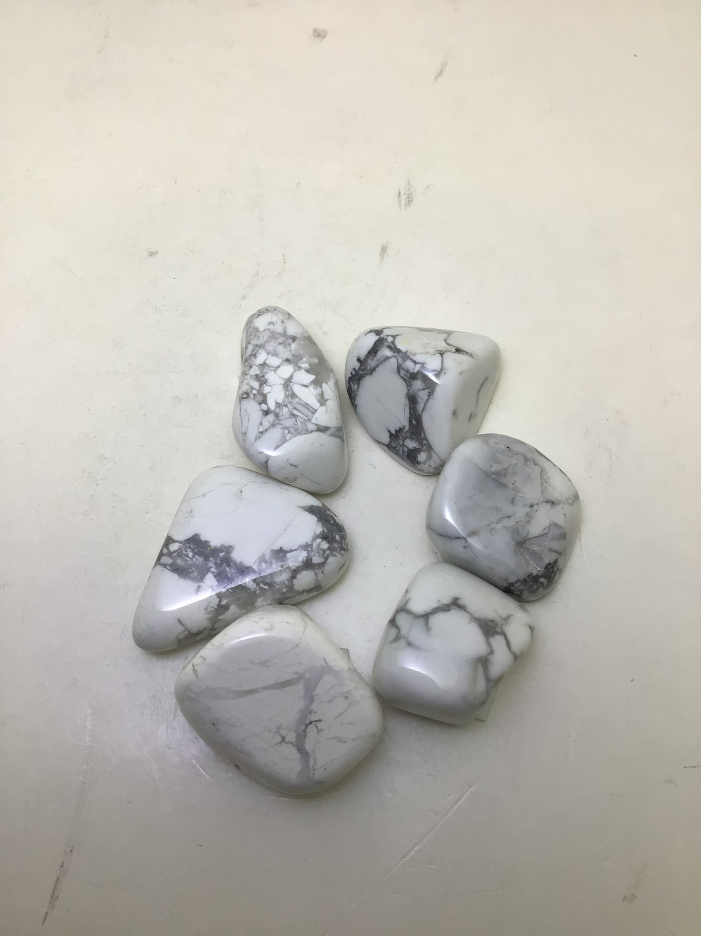 Howlite