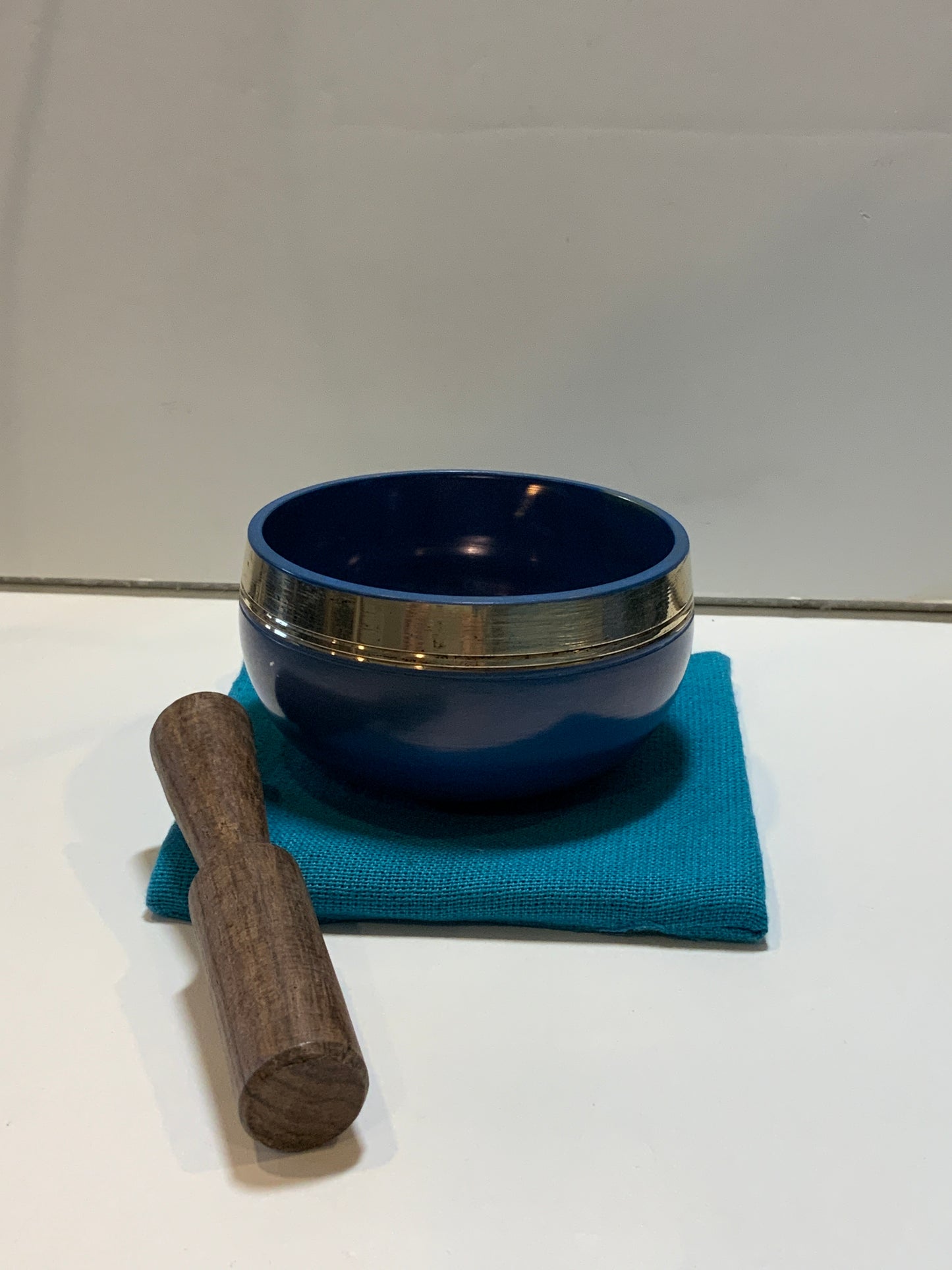 Throat Chakra Blue Singing Bowl
