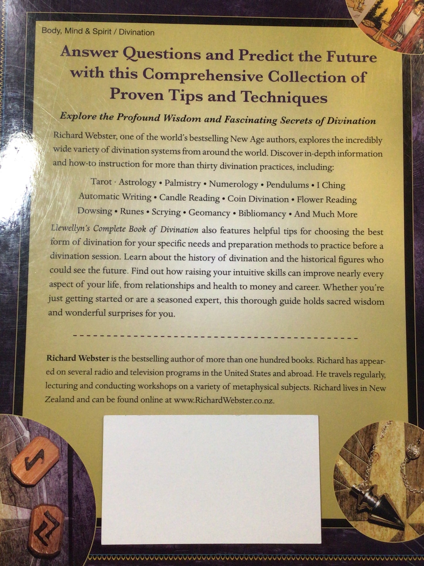 Llewellyn's Complete Book of Divination