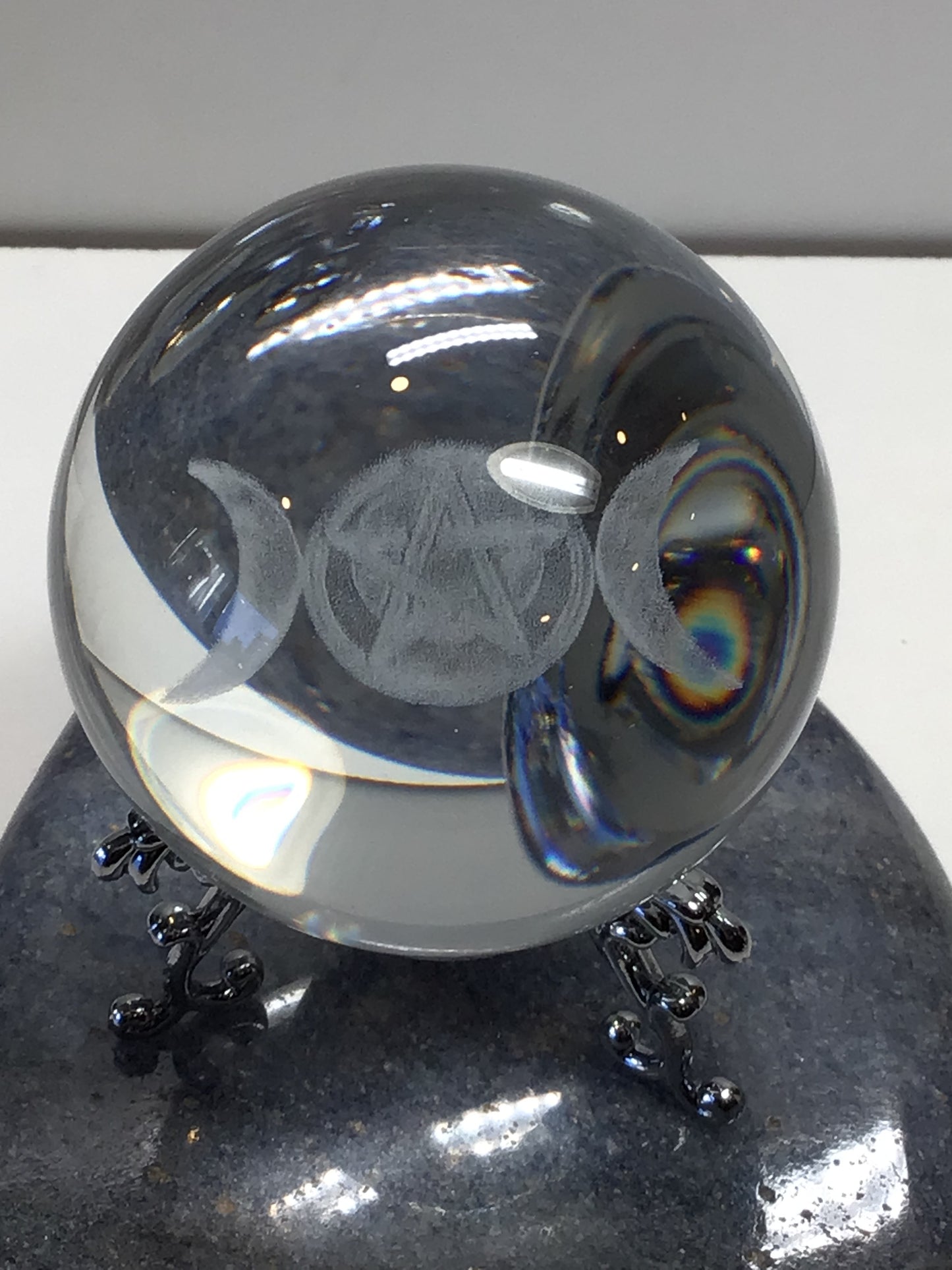 Triple Moon Sphere wih Stand