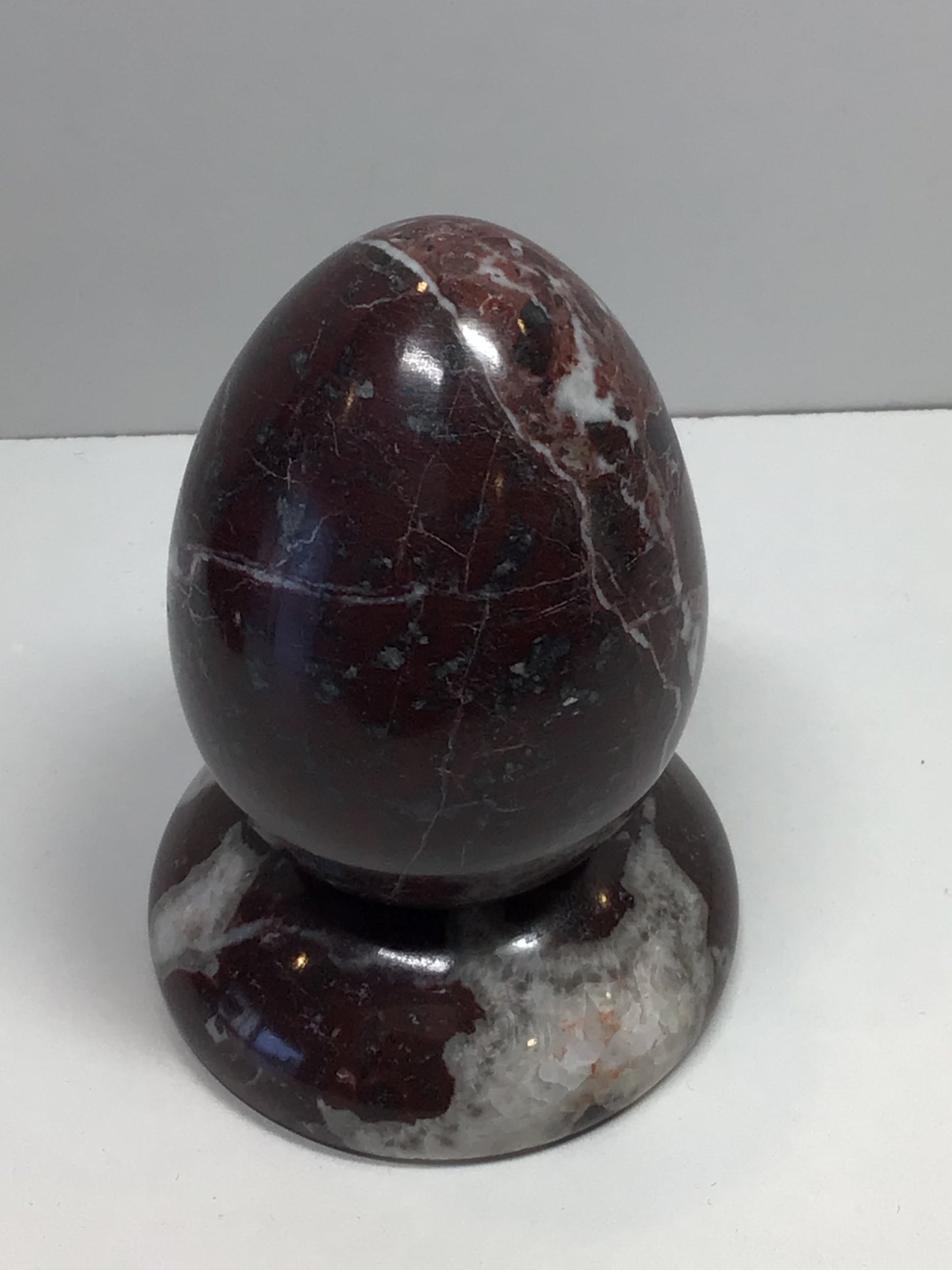 Marbled Onyx Egg with Stand