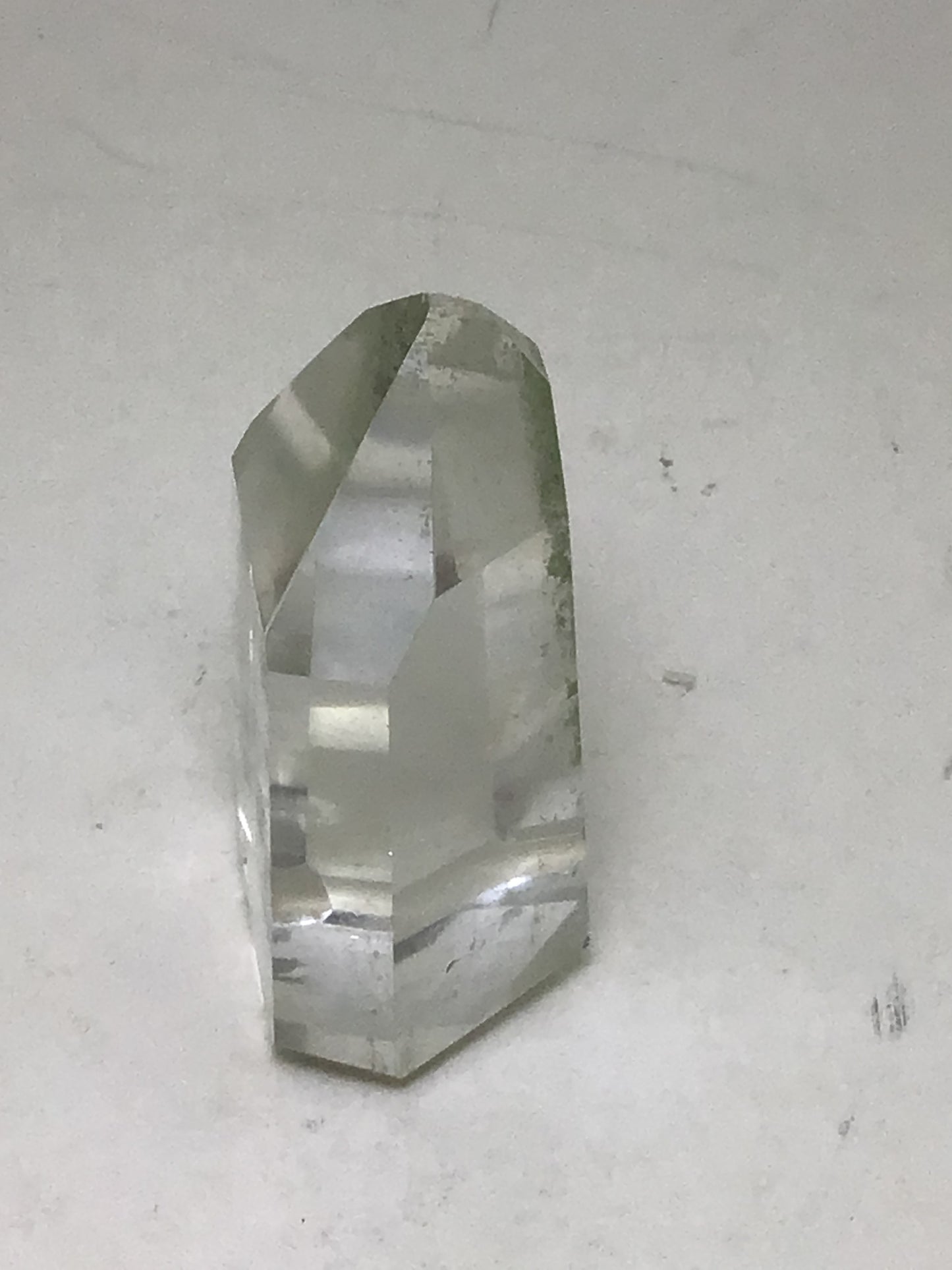 Crystal Point with Chlorophile