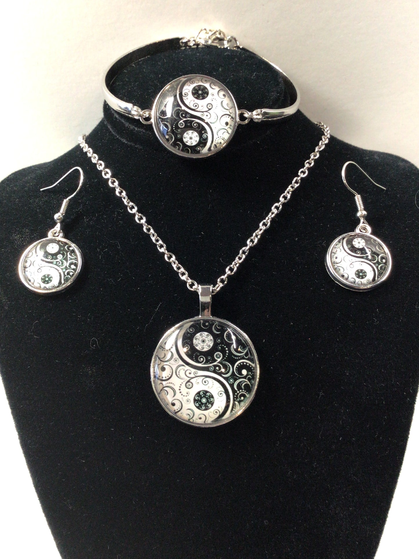 Yin Yang 3 Piece Set
