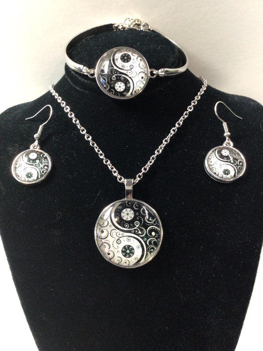 Yin Yang 3 Piece Set