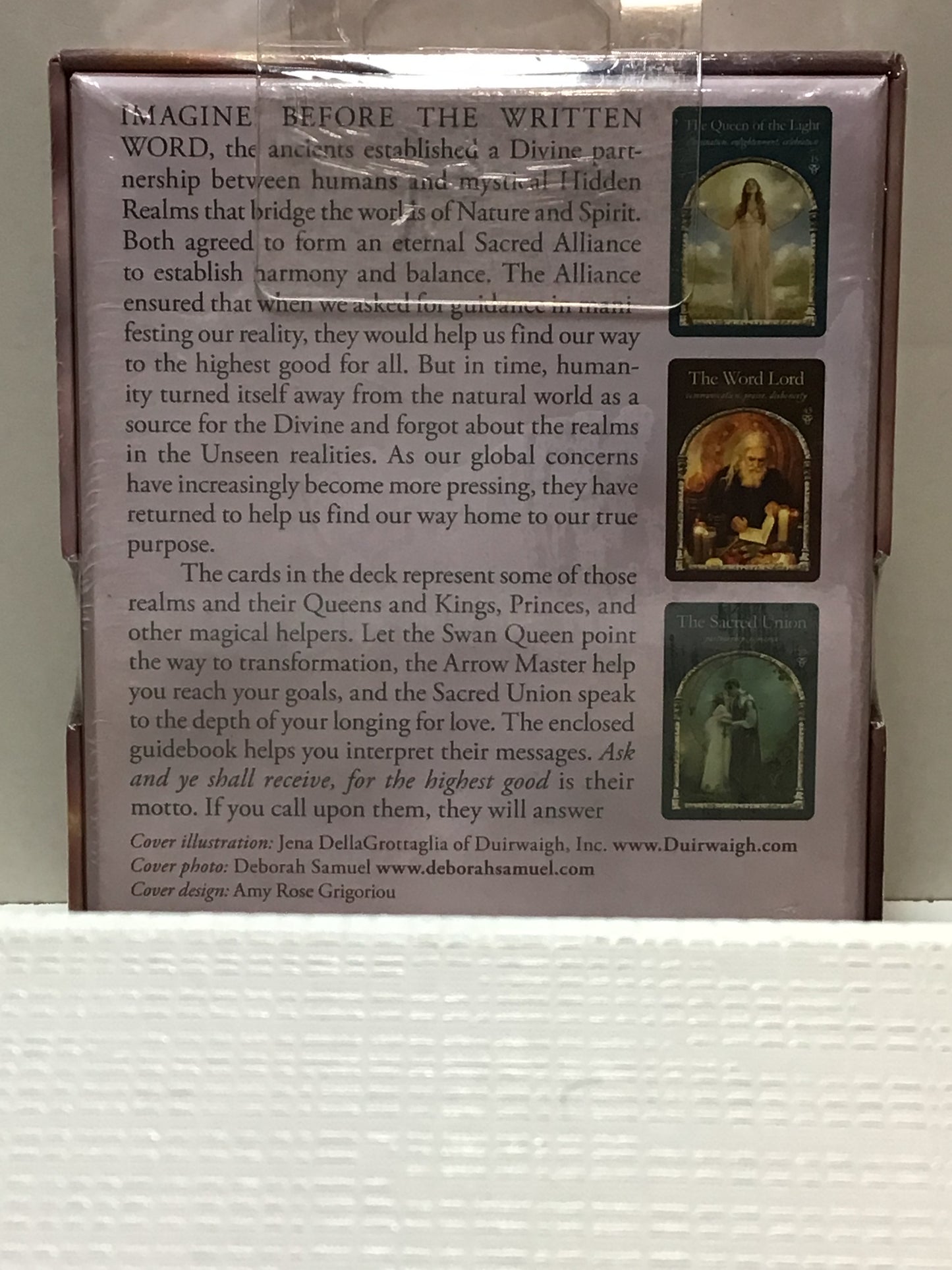 Wisdom of the Hidden Realms Oracle