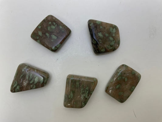 Nunderite/Nundoorite Healing Stone