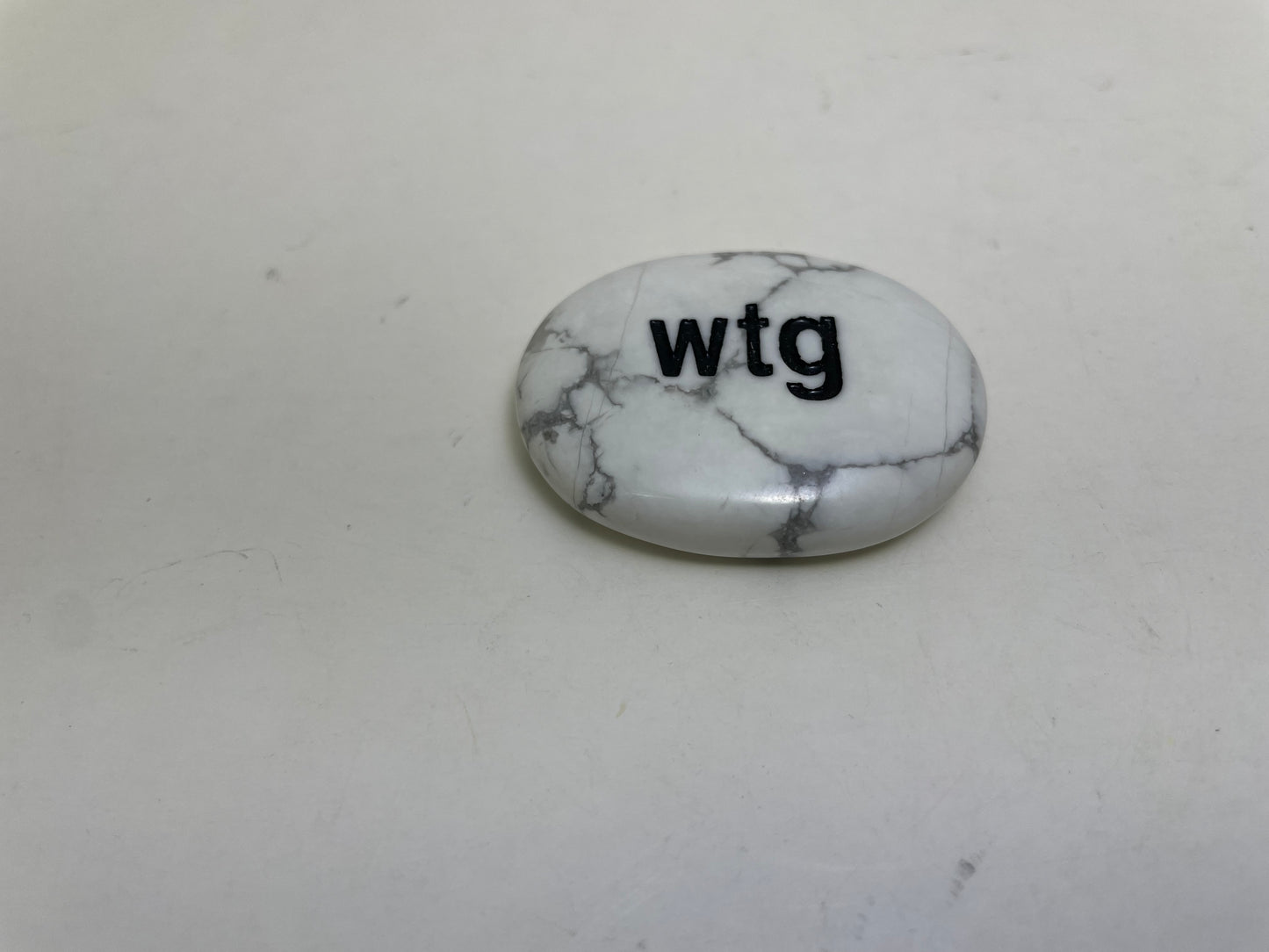 Howlite Text Thumb Stone