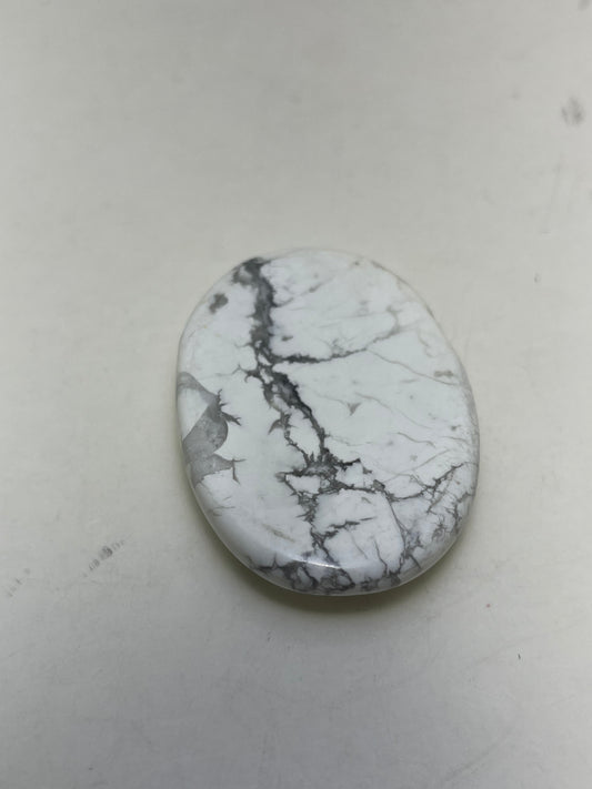 Howlite Thumb Stone